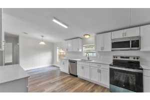 4910 ROLLINGLEN LOOP, LAKELAND, FL 33810 - MLS#MFRL4960742