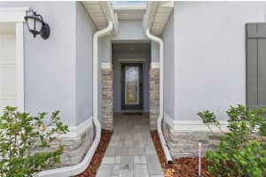 7037 CRUZ COURT, LAKELAND, FL 33813 - MLS#MFRL4960806