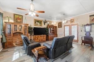 4205 COMBEE ROAD, LAKELAND, FL 33805 - MLS#MFRL4960807