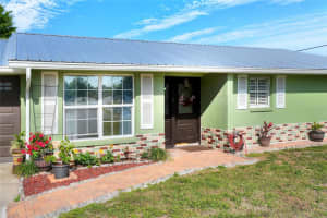 6108 FAIRWAY BOULEVARD, APOLLO BEACH, FL 33572 - MLS#MFRL4960829