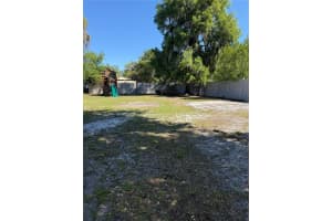 2412 BURNS STREET, LAKELAND, FL 33801 - MLS#MFRL4960839