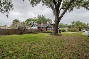 315 OAK DRIVE, LAKELAND, FL 33803 - MLS#MFRL4960878