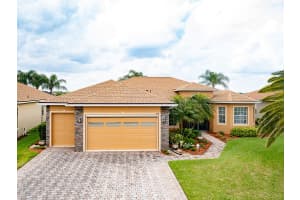 5268 PEBBLE BEACH BOULEVARD, WINTER HAVEN, FL 33884 - MLS#MFRL4960893