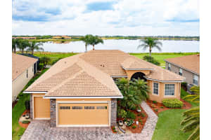 5268 PEBBLE BEACH BOULEVARD, WINTER HAVEN, FL 33884 - MLS#MFRL4960893