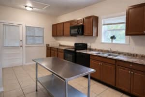 231 AVENUE A NE, WINTER HAVEN, FL 33881 - MLS#MFRL4960914