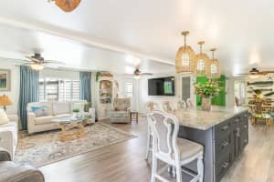 1818 BLUE LAKE DRIVE, LAKELAND, FL 33801 - MLS#MFRL4960930