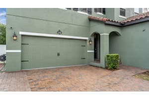 2250 BELLA LUNA CIRCLE, LAKELAND, FL 33810 - MLS#MFRL4960933