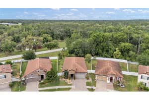 2253 BELLA LUNA CIRCLE, LAKELAND, FL 33810 - MLS#MFRL4960936