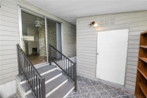 1610 REYNOLDS ROAD, LAKELAND, FL 33801 - MLS#MFRL4960980