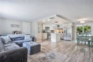 391 WALTON AVENUE, TARPON SPRINGS, FL 34689 - MLS#MFRL4961018