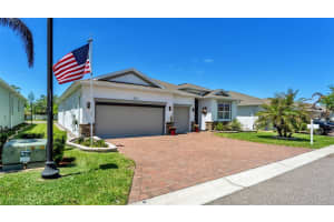 3890 BEDFORD AVENUE, WINTER HAVEN, FL 33884 - MLS#MFRL4961088