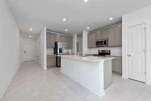 573 BELL PRAIRIE CIRCLE, LAKE WALES, FL 33859 - MLS#MFRL4961147