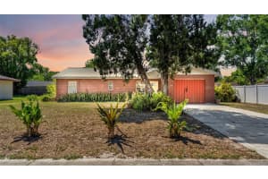 626 SWISS DRIVE, LAKELAND, FL 33810 - MLS#MFRL4961239