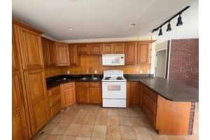 1028 LAKEWOOD COURT, LAKELAND, FL 33801 - MLS#MFRL4961350
