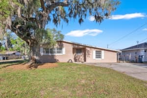 218 DENNIS AVENUE, WINTER HAVEN, FL 33880 - MLS#MFRL4961409