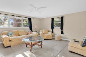 218 DENNIS AVENUE, WINTER HAVEN, FL 33880 - MLS#MFRL4961409