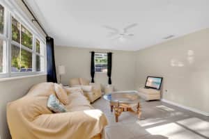 218 DENNIS AVENUE, WINTER HAVEN, FL 33880 - MLS#MFRL4961409