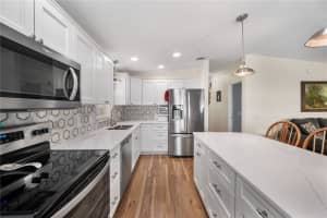 1502 LONGBOW DRIVE, LAKELAND, FL 33810 - MLS#MFRL4961474