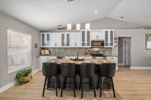 5963 HILLSIDE HEIGHTS DRIVE, LAKELAND, FL 33812 - MLS#MFRL4961495