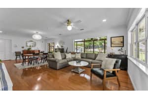 4216 FOREST HILLS DRIVE, LAKELAND, FL 33813 - MLS#MFRL4961534