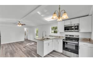 5242 SHADYGLEN DRIVE, LAKELAND, FL 33810 - MLS#MFRL4961583