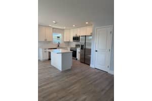 521 SKYLINE DRIVE, LAKELAND, FL 33801 - MLS#MFRL4961607