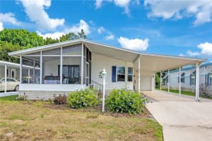 642 POLO PARK EAST BOULEVARD, DAVENPORT, FL 33897 - MLS#MFRL4961609