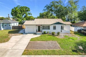 616 E Edgewood Dr, LAKELAND