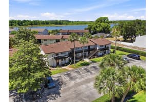 900 AVENUE Z SE #A1, WINTER HAVEN, FL 33880 - MLS#MFRL4961664