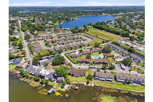 900 AVENUE Z SE #A1, WINTER HAVEN, FL 33880 - MLS#MFRL4961664