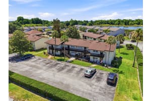 900 AVENUE Z SE #A1, WINTER HAVEN, FL 33880 - MLS#MFRL4961664