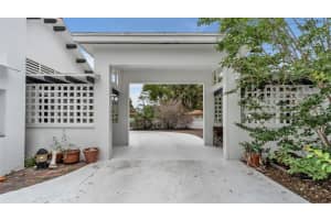 421 LONE PALM DRIVE, LAKELAND, FL 33815 - MLS#MFRL4961688