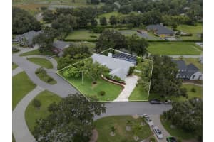 725 HERITAGE DRIVE, WINTER HAVEN, FL 33881 - MLS#MFRL4961718