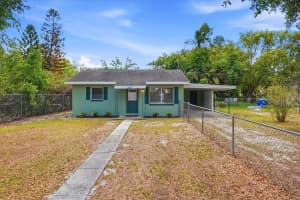 2437 JUNGLE STREET, LAKELAND, FL 33801 - MLS#MFRL4961739