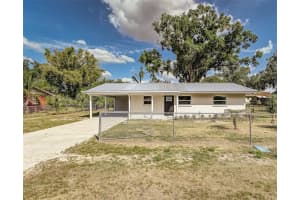 2606 HIGHLAND AVENUE, PLANT CITY, FL 33563 - MLS#MFRL4961799