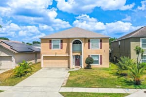 407 Samuel St, DAVENPORT
