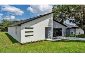 1477 HOLLY HILL ROAD, DAVENPORT, FL 33837 - MLS#MFRL4961850