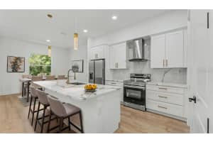 1483 HOLLY HILL ROAD, DAVENPORT, FL 33837 - MLS#MFRL4961871