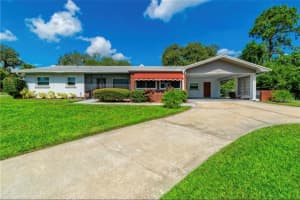 507 Lake Lulu Dr, WINTER HAVEN