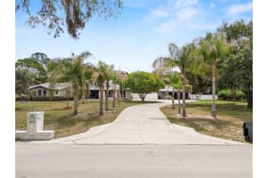 6230 FORESTWOOD DRIVE, LAKELAND, FL 33811 - MLS#MFRL4961944