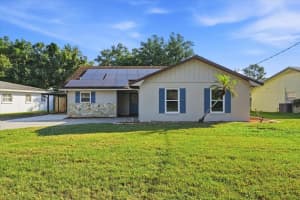 430 HILLCREST DRIVE, WINTER HAVEN, FL 33884 - MLS#MFRL4961985
