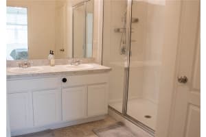 7404 IBIS DRIVE, LAKELAND, FL 33810 - MLS#MFRL4961994