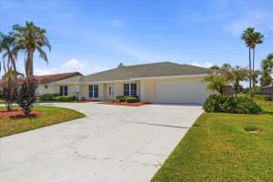 4144 STAFFORDSHIRE DRIVE, LAKELAND, FL 33809 - MLS#MFRL4962023