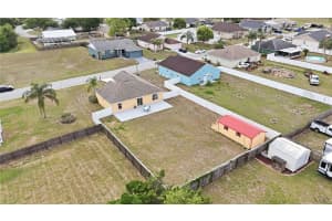 5553 MOON VALLEY DRIVE, LAKELAND, FL 33812 - MLS#MFRL4962082