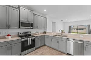 2728 HUDSON STREET, LAKELAND, FL 33810 - MLS#MFRL4962093