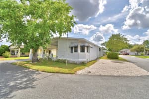 4960 GOLDENVIEW LANE, LAKELAND, FL 33811 - MLS#MFRL4962177