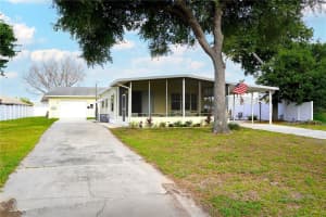 5747 LAKE FOX DRIVE, WINTER HAVEN, FL 33884 - MLS#MFRL4962208