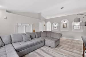 3857 SLEEPY HILL OAKS LOOP, LAKELAND, FL 33810 - MLS#MFRL4962258