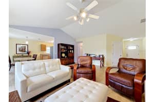 5945 WHITE TAIL LOOP, LAKELAND, FL 33811 - MLS#MFRL4962302