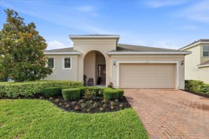 435 ARAGOSA DRIVE, DAVENPORT, FL 33837 - MLS#MFRL4962430